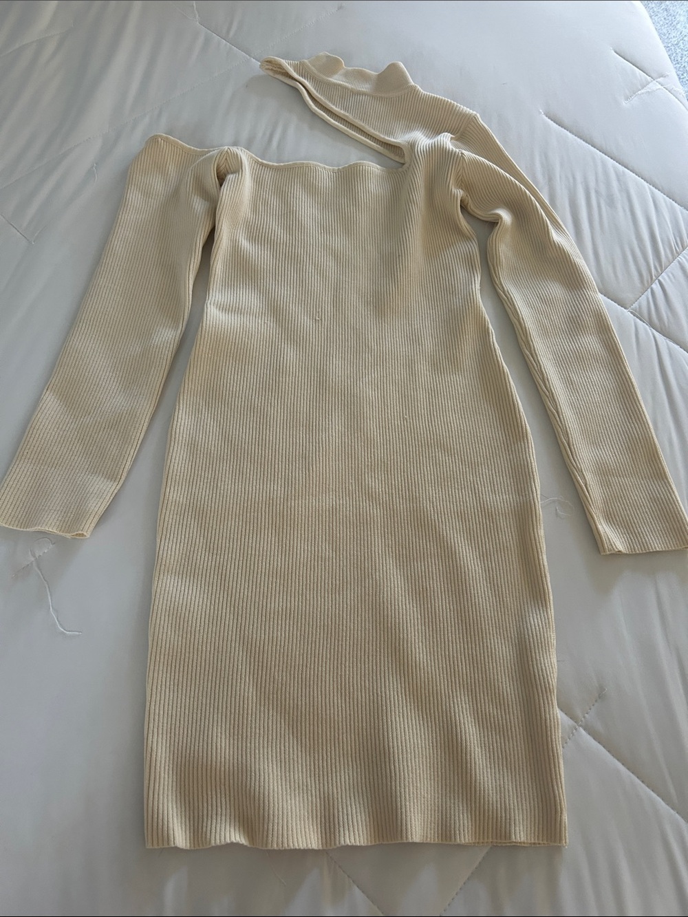 PrettyLittleThing Cream Ribbed Off-Shoulder Long Sleeve Dress